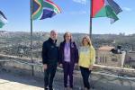 انسجاما مع الموقف الرسمي والشعبي لدولة فلسطين، نثمن عاليا الدور والموقف التاريخي لدولة جنوب افريقيا 