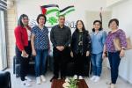 وفد من جمعية سيدات بيرزيت الخيرية تهنئة رئيس بلدية بيرزيت باستلام مهامه 