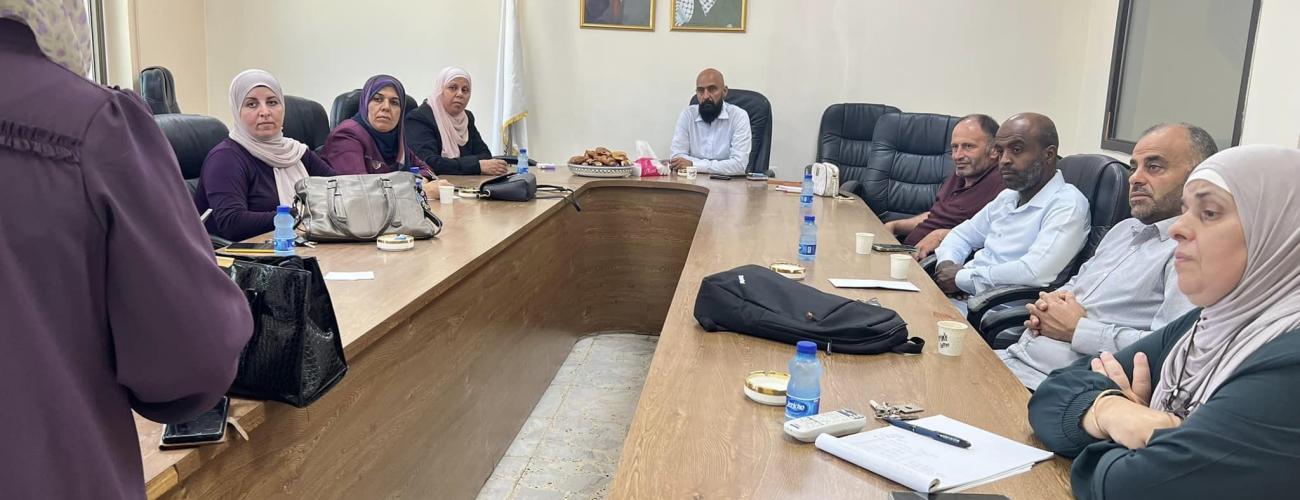 لتعريف بأهمية خدمات البريد والتعريف بمنظومة الدفع الالكتروني