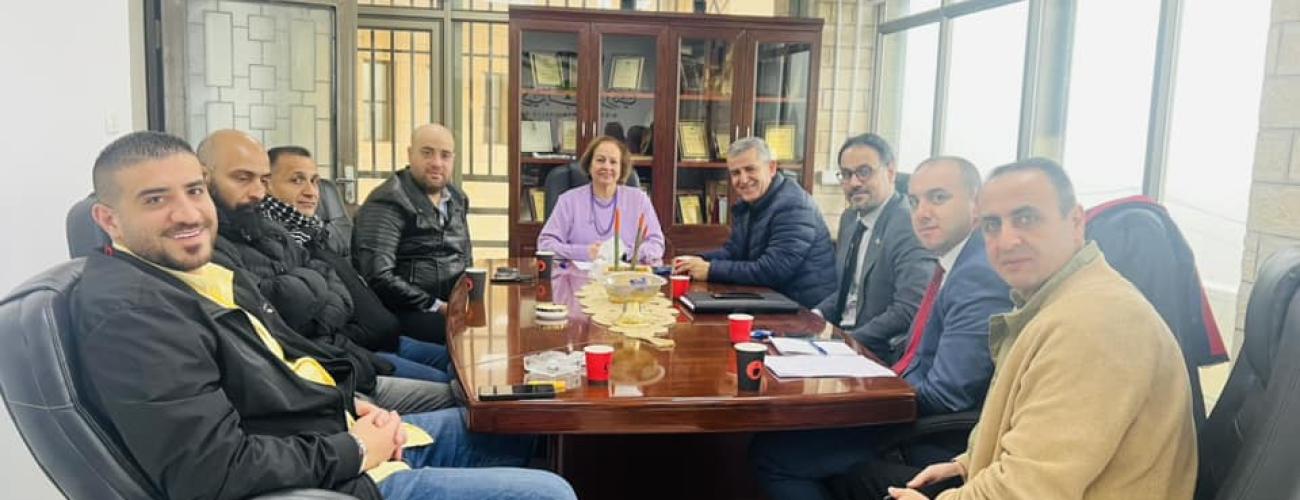 تعزيزا للمشاركة مع مؤسسات المجتمع المحلي