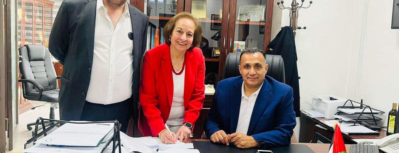 مراسم تسليم واستلام المجلس البلدي الدوره الثانية برئاسة السيد نضال شاهين والمهندس عوض الله عواد .