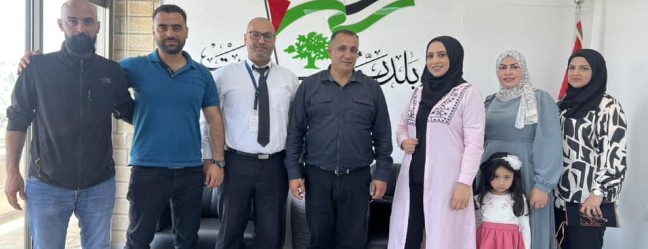 زيارة أولياء امور الطلبه مدرسة بيرزيت الاساسية العليا 