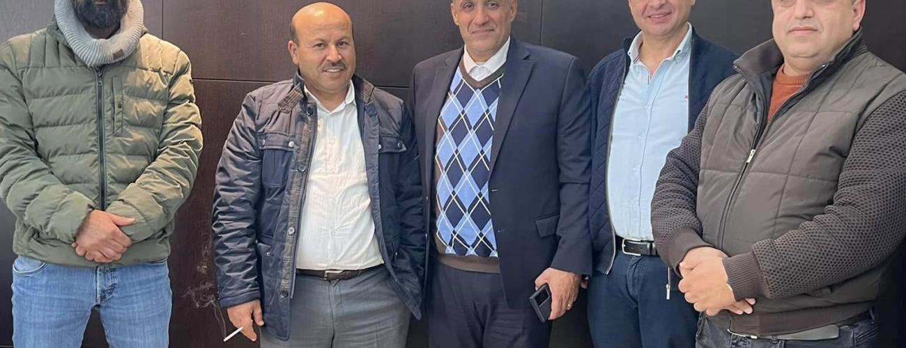 التقى رئيس بلدية بيرزيت نضال شاهين بمدير عام ضريبة الأملاك في وزارة المالية عماد ابو صبحه في مكتبه 